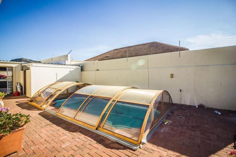 To Let 3 Bedroom Property for Rent in Capri Western Cape